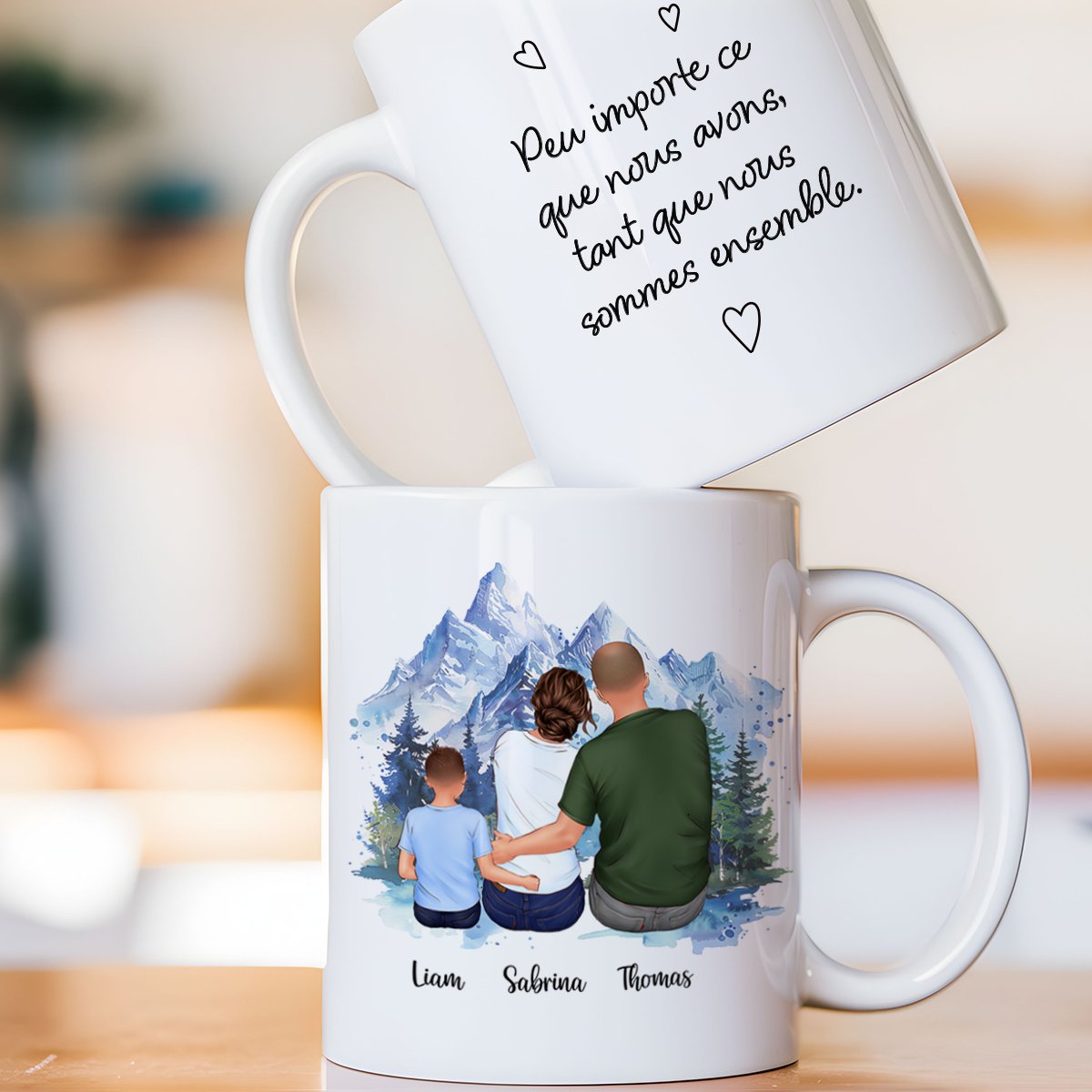 Personnalisez nos mugs selon vos souhaits ou en suivant nos designs. Créez vos personnages et composez vos avatars ou votre famille. Des milliers de possibilités de personnalisation pour des cadeaux uniques